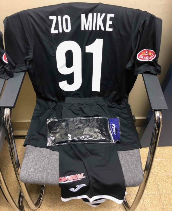 15_La maglia di Zio Mike